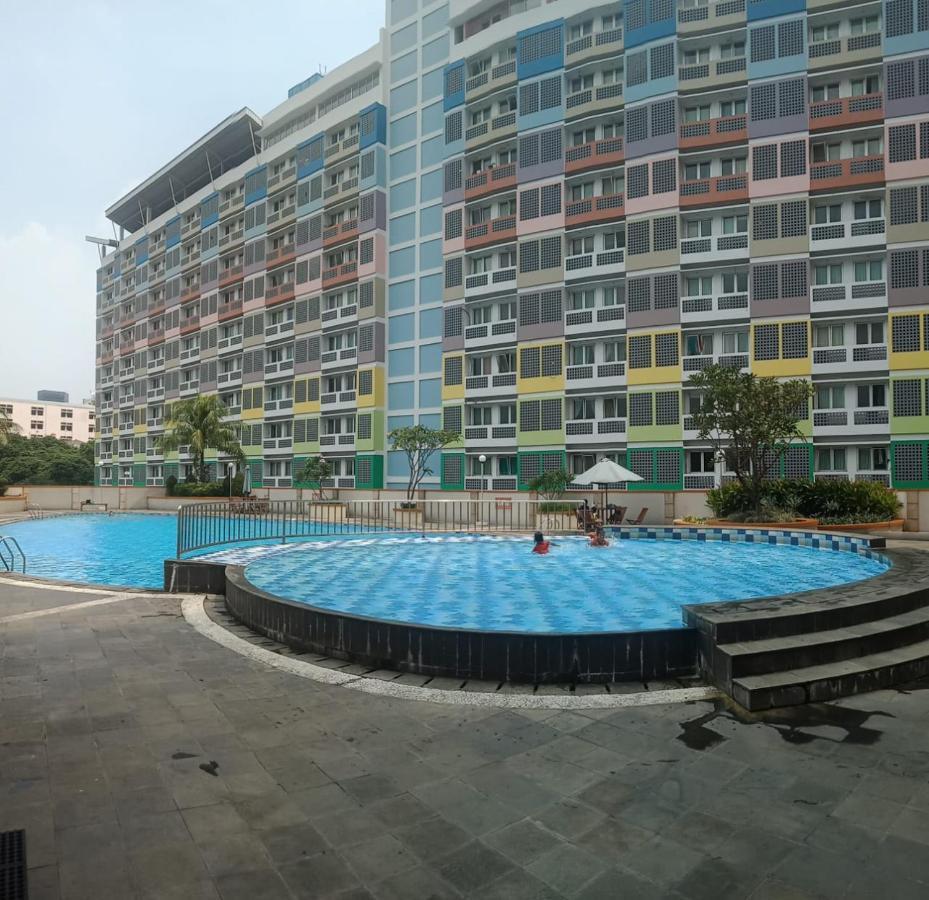 Sopian Apartemen Depok Kültér fotó